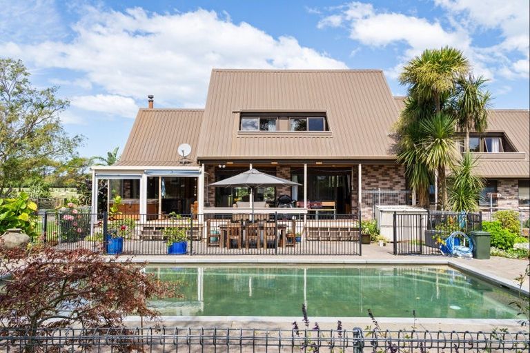 Photo of property in 635 Wainui Road, Wainui, Gisborne, 4010