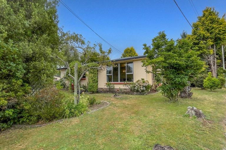 Photo of property in 11 Norrie Place, Hillcrest, Rotorua, 3015