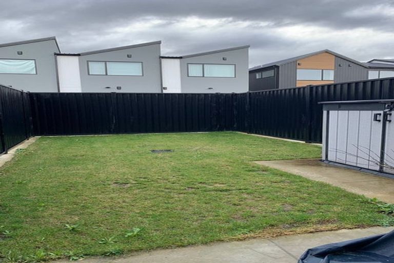 Photo of property in 14b Mawai Hakona Drive, Wallaceville, Upper Hutt, 5018