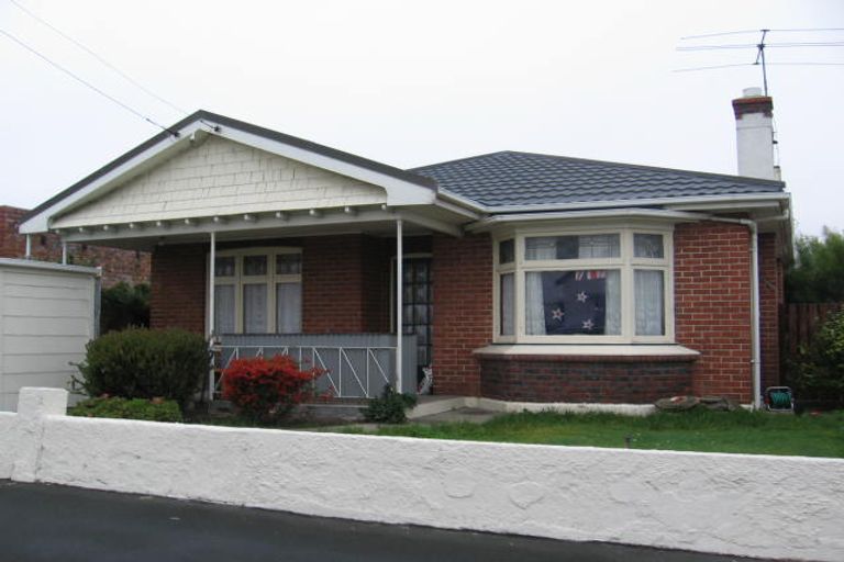 Photo of property in 74 Cutten Street, South Dunedin, Dunedin, 9012