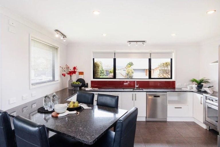 Photo of property in 22 Pegasus Place, Kelvin Grove, Palmerston North, 4414