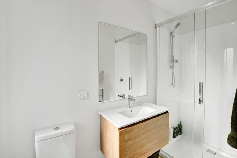 Photo of property in 7a Saxton Road, Upper Vogeltown, New Plymouth, 4310