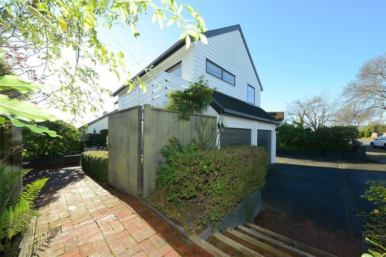 Photo of property in 14 Strathean Avenue, Avonhead, Christchurch, 8042
