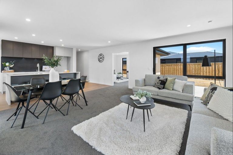 Photo of property in 14 Nirmal Way, Rolleston, 7614