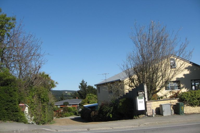 Photo of property in 206 Dyers Pass Road, Cashmere, Christchurch, 8022