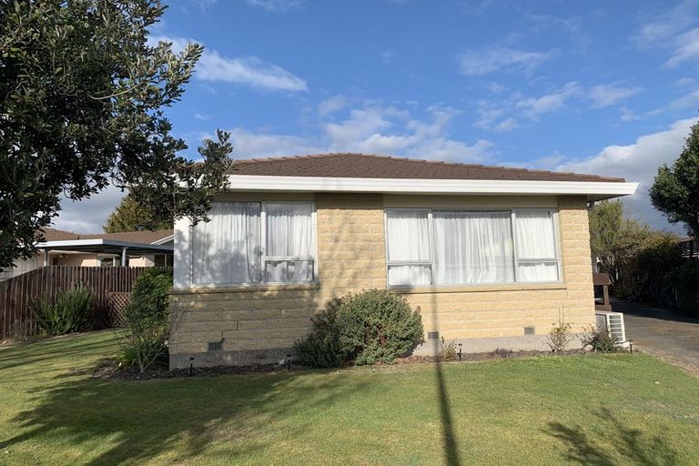 Photo of property in 9 Daytona Place, Parklands, Christchurch, 8083