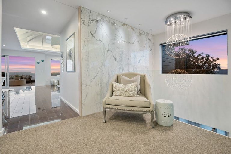 Photo of property in 34 Muritai Road, Milford, Auckland, 0620