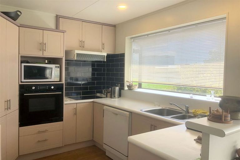 Photo of property in 57 Tavistock Road, Waipukurau, 4200