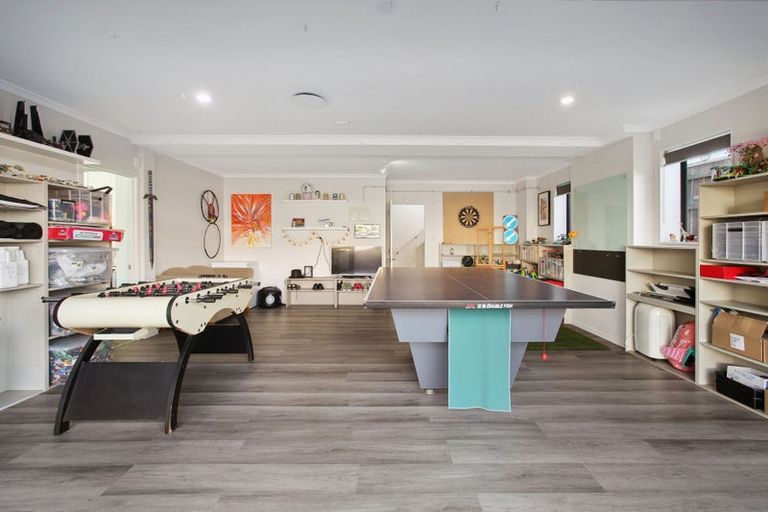 Photo of property in 21 Waller Avenue, Bucklands Beach, Auckland, 2012