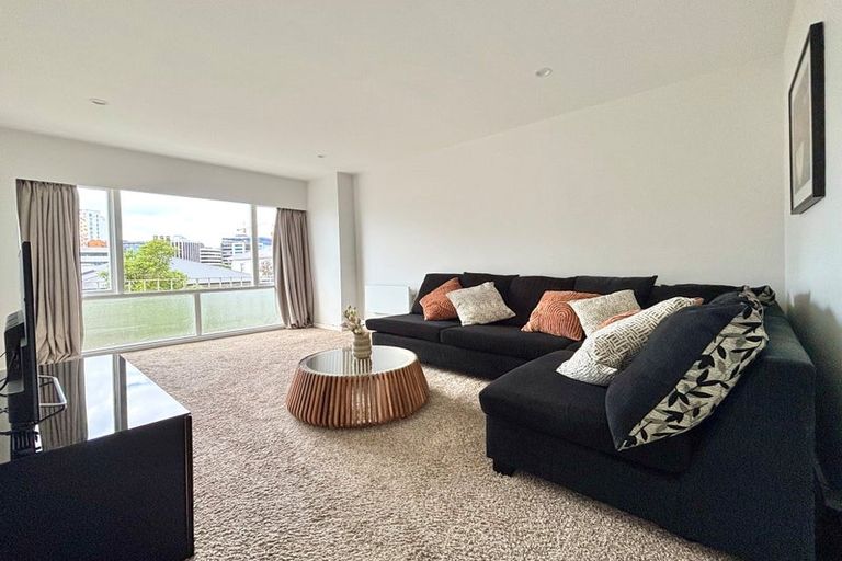 Photo of property in 31/125 Grant Road, Thorndon, Wellington, 6011