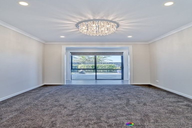 Photo of property in 68 Liberty Crescent, Beachlands, Auckland, 2018