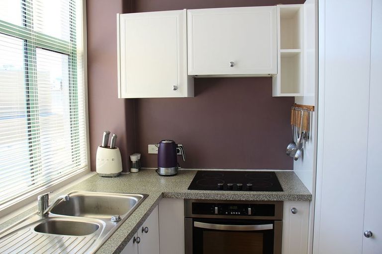 Photo of property in 13/60 Courtenay Place, Te Aro, Wellington, 6011