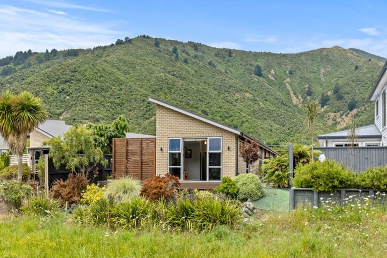 Photo of property in 12a Nautique Place, Waikawa, Picton, 7220