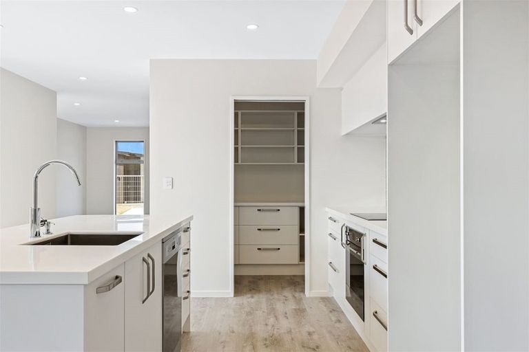 Photo of property in 10 Jasmine Street, Woodend, 7610