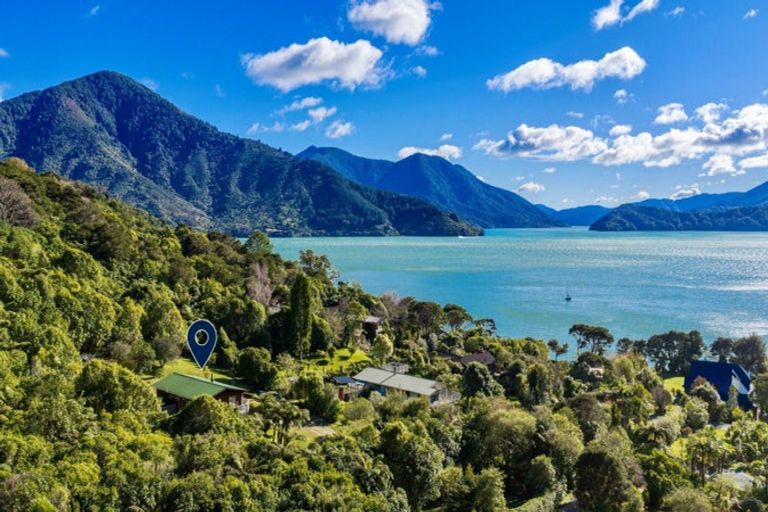 Photo of property in 240 Moetapu Bay Road, Moetapu Bay, Linkwater, 7282