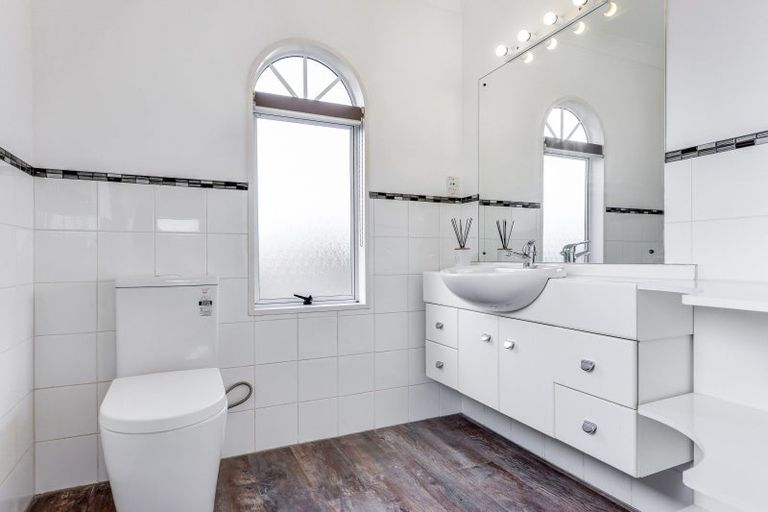 Photo of property in 4 Charles Henry Place, Harrowfield, Hamilton, 3210