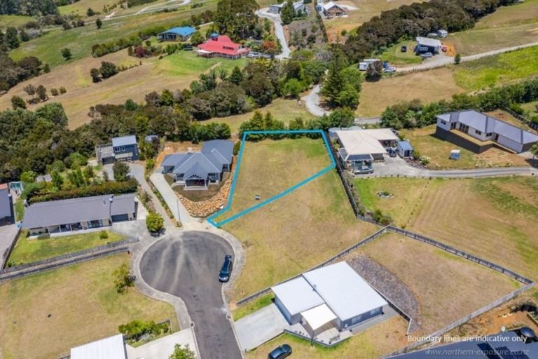 Photo of property in 11 Frangipani Street, Cable Bay, 0420