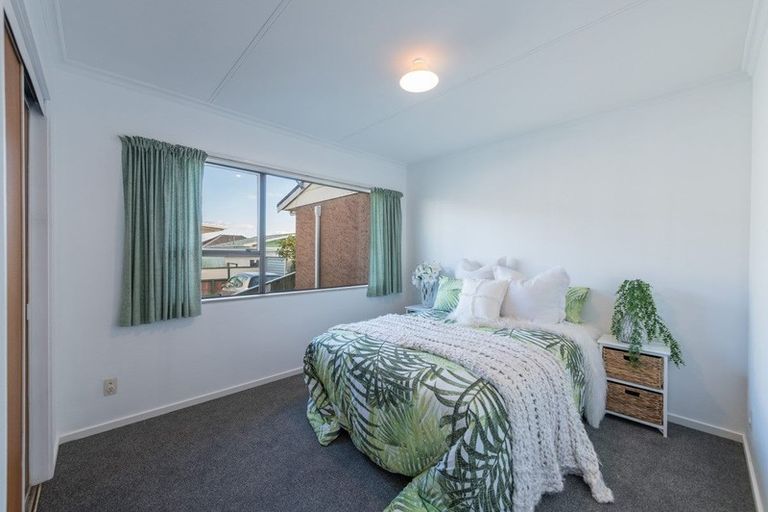 Photo of property in 2/186 Tahunanui Drive, Tahunanui, Nelson, 7011