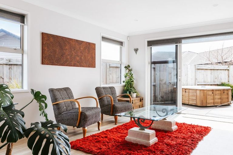 Photo of property in 6 Fuller Street, Papamoa Beach, Papamoa, 3118