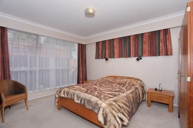 Photo of property in 10 Wallace Place, Hokowhitu, Palmerston North, 4410