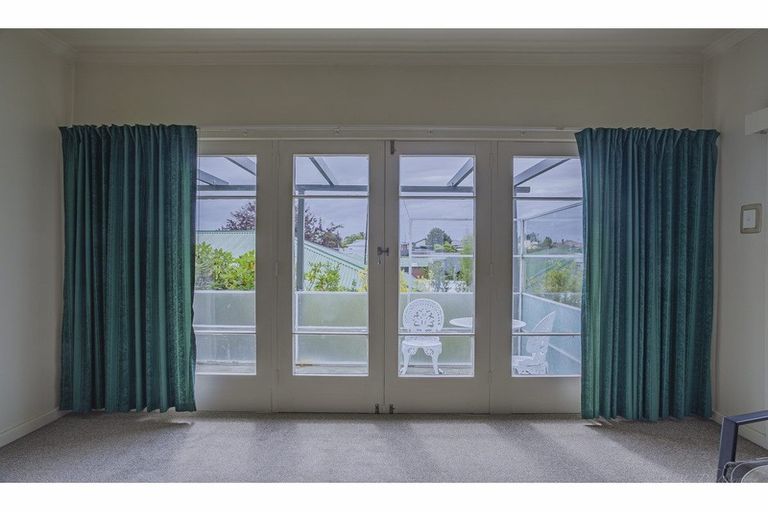 Photo of property in 25a Oxford Street, West End, Timaru, 7910