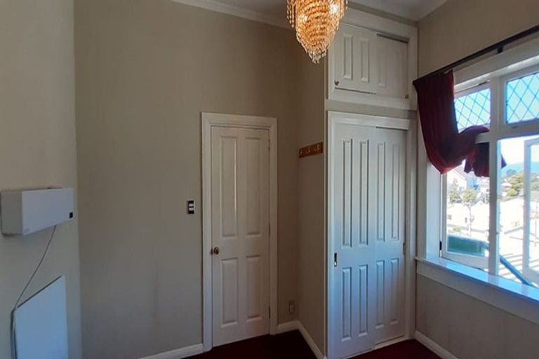 Photo of property in 2 Mudges Terrace, Newtown, Wellington, 6021