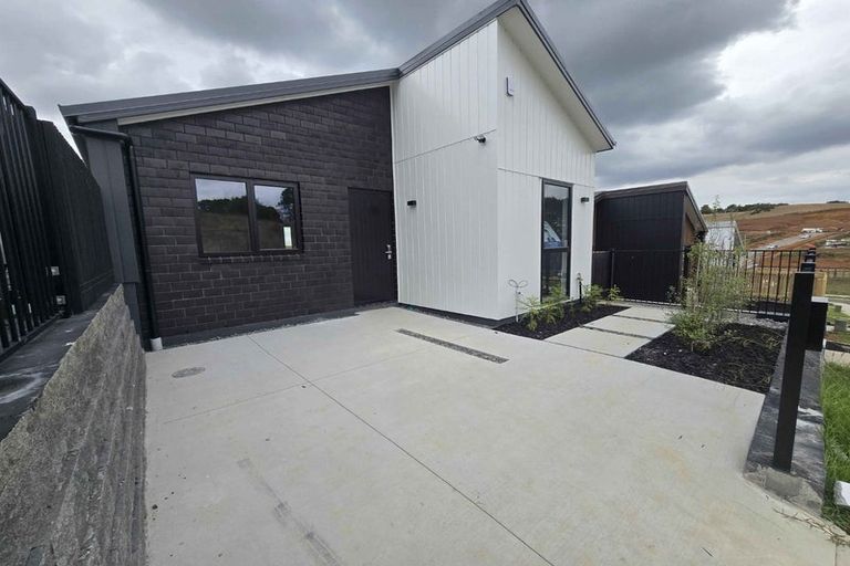 Photo of property in 38 Oopunga Road, Pukekohe, 2120