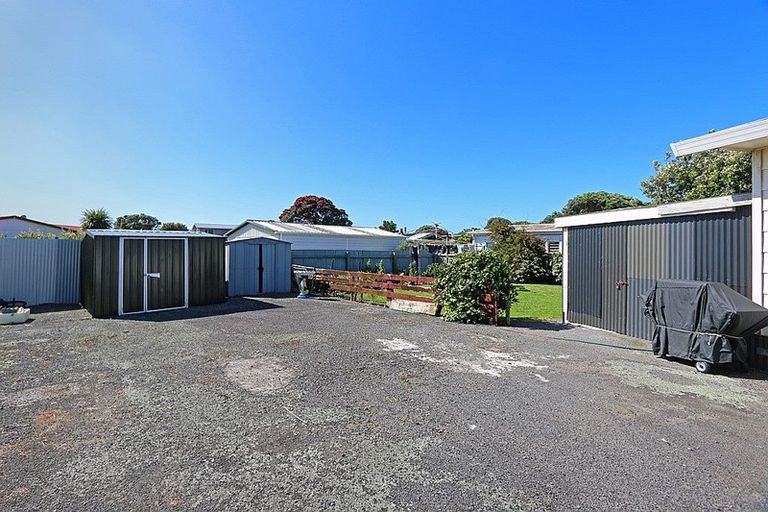 Photo of property in 11 Wilson Road, Opunake, 4616