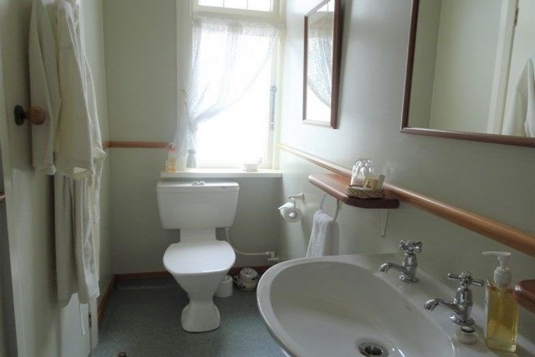 Photo of property in 20 Hamilton Street, Hokitika, 7810