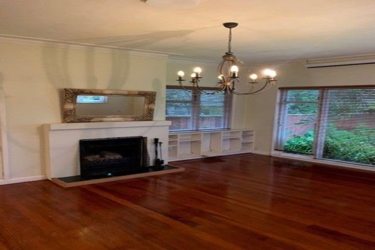 Photo of property in 121 Karori Road, Karori, Wellington, 6012