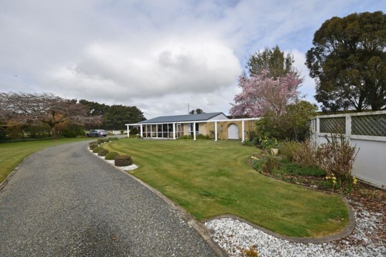 Photo of property in 699 Ryal Bush Wallacetown Road, Wallacetown, Invercargill, 9874
