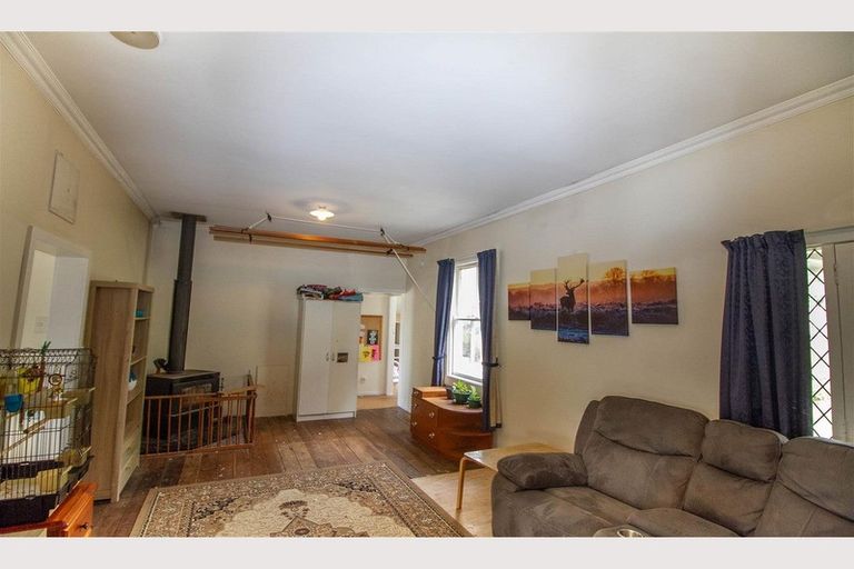 Photo of property in 30 Mount View Street, Raetihi, 4632