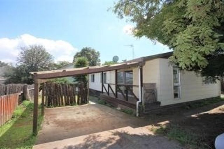 Photo of property in 2/4 Cumberland Street, Tauhara, Taupo, 3330