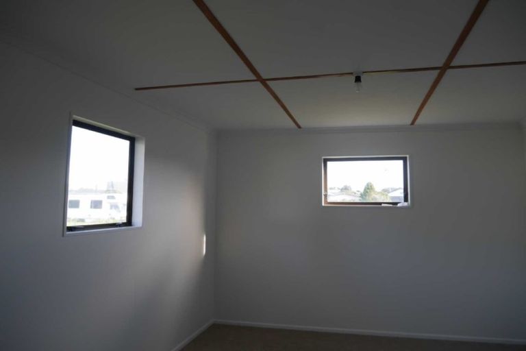 Photo of property in 13 Reeves Street, Waikanae Beach, Waikanae, 5036