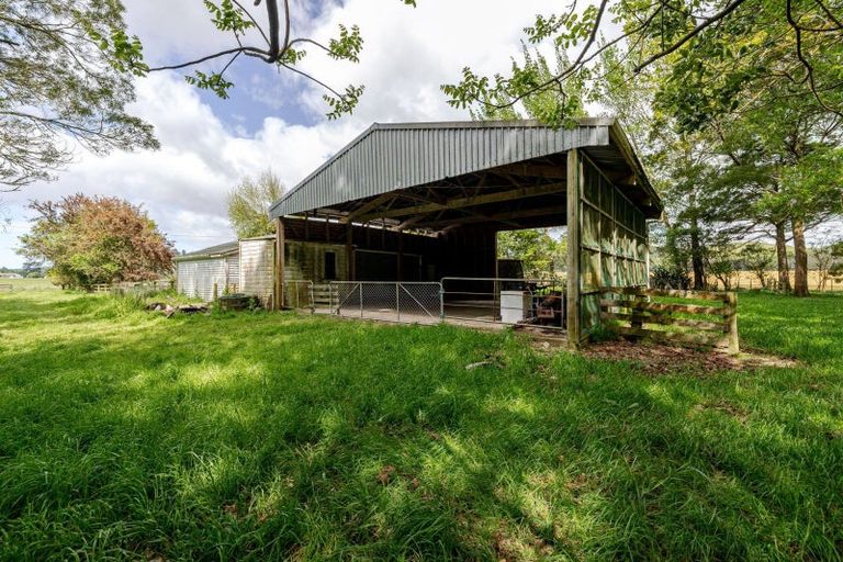 Photo of property in 111 Hinemoa Valley Road, Kaitawa, Pahiatua, 4981