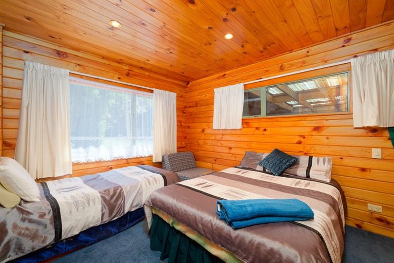 Photo of property in 6 Valley Road, Goose Bay, Kaikoura, 7374