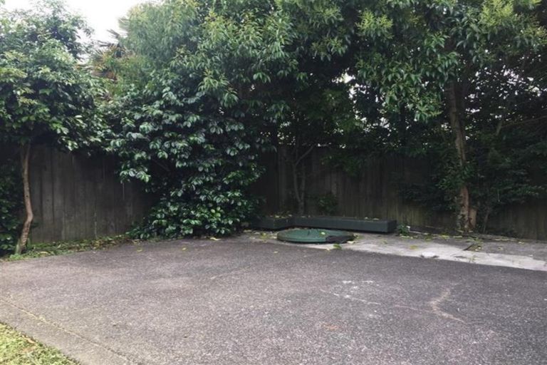 Photo of property in 71 Glenview Road, Glen Eden, Auckland, 0602
