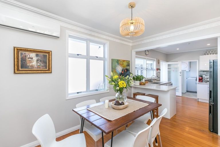 Photo of property in 30 Duncan Road, St Andrews, Hamilton, 3200