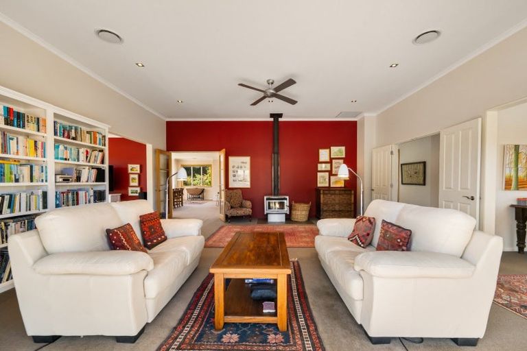 Photo of property in 136 Te Awa Road, Albert Town, Wanaka, 9382