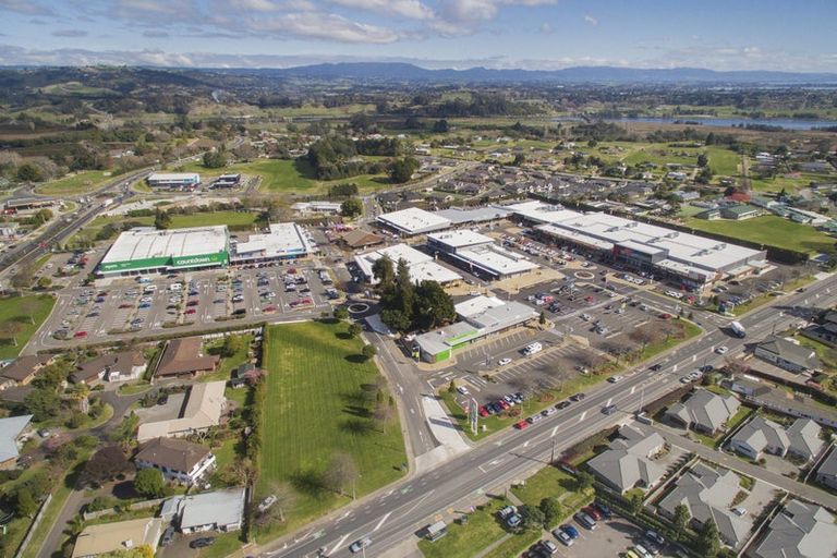 Photo of property in 27 Allington Place, Bethlehem, Tauranga, 3110