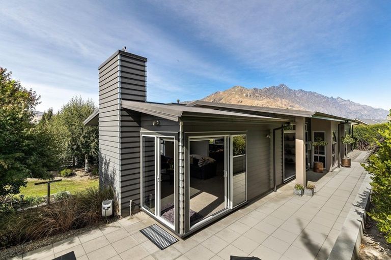 Photo of property in 41 Ferry Hill Drive, Lower Shotover, Queenstown, 9371