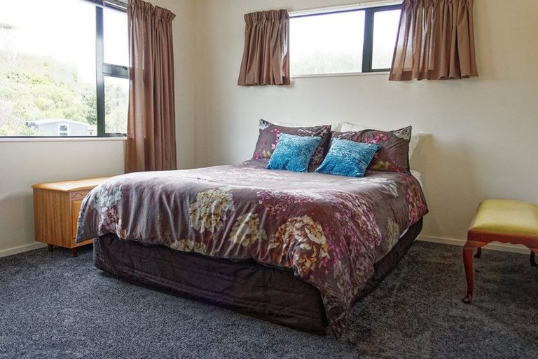 Photo of property in 1 Tamarisk Drive, Riversdale Beach, Masterton, 5872