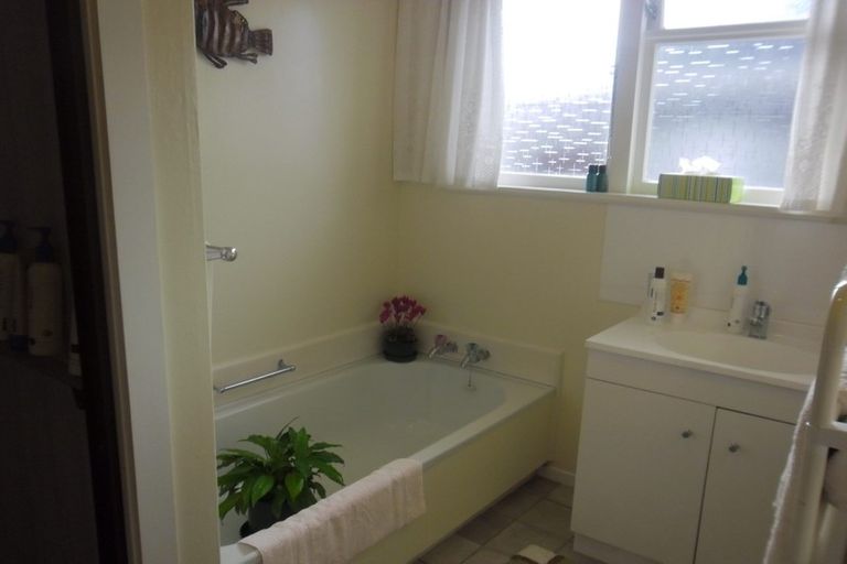 Photo of property in 921a High Street, Avalon, Lower Hutt, 5011