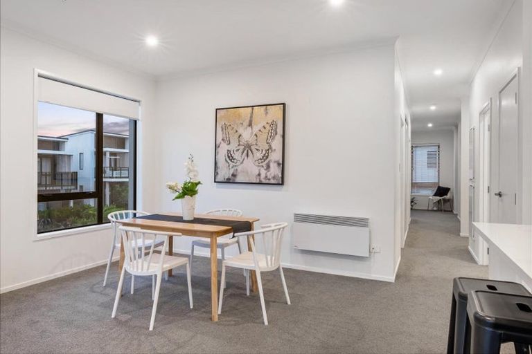 Photo of property in 16 Malcolm Calder Road, Hobsonville, Auckland, 0616