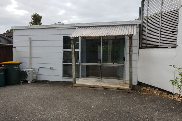 Photo of property in 1/508 East Coast Road, Windsor Park, Auckland, 0630