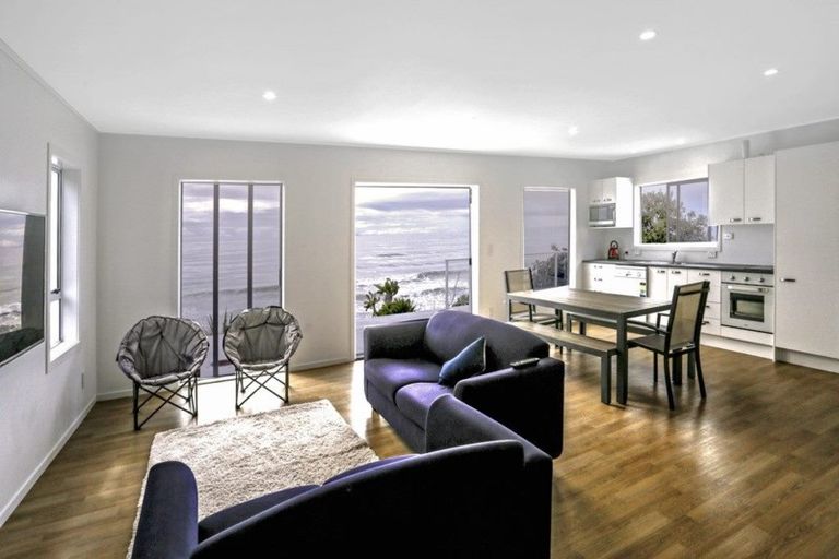 Photo of property in 195 Pukehina Parade, Pukehina, Te Puke, 3189