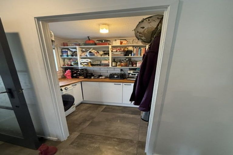 Photo of property in 5 Shearwater Street, One Tree Point, 0118