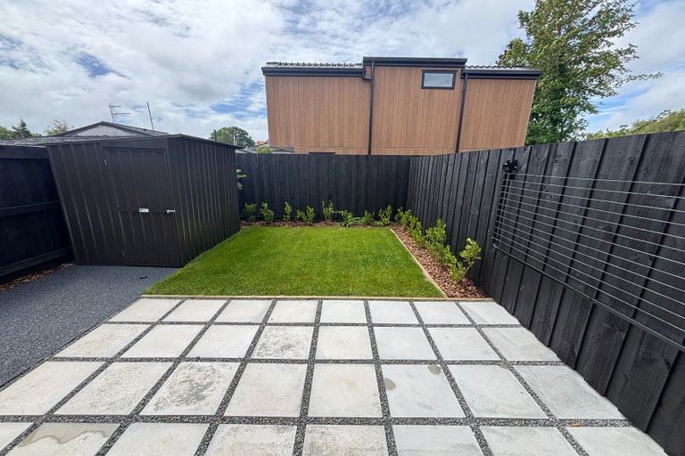Photo of property in 1/88 Holly Road, St Albans, Christchurch, 8014