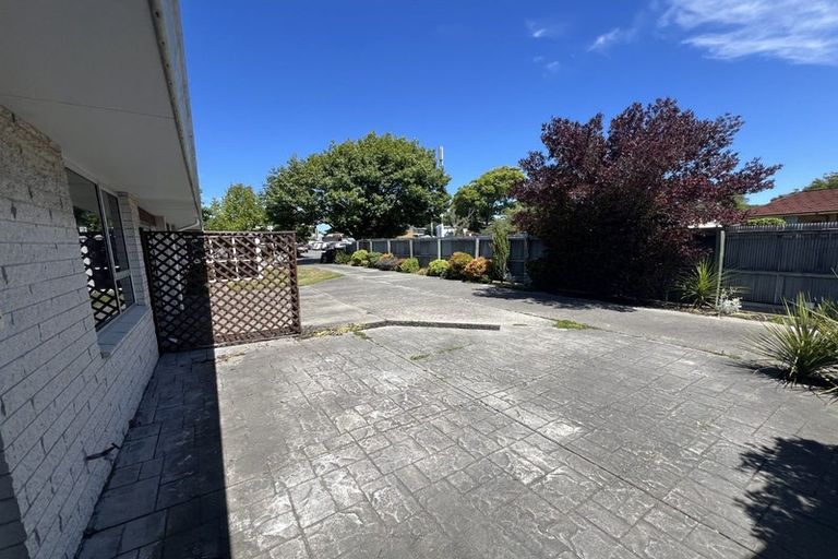 Photo of property in 2/16 Leslie Street, Upper Riccarton, Christchurch, 8041