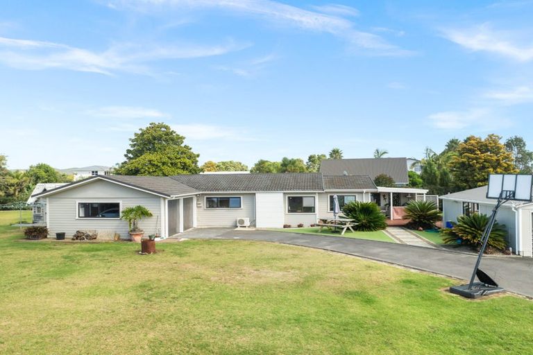 Photo of property in 336 One Tree Point Road, One Tree Point, 0118